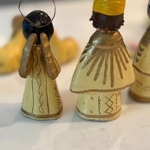 Nativity Scene Set - Mexican Tonala Yellow Style - Picture 7 of 9